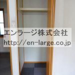 2F (内装)