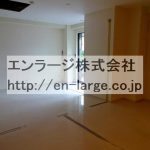  (内装)