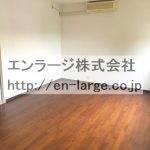 2F (内装)