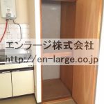 2F (内装)