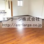  (内装)