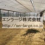 右 (内装)
