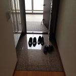 現入居者様入居前写真です (玄関)