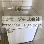 洗面台　現入居者様入居前写真です。
