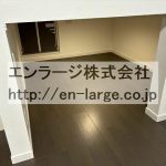ロフト下　新築当時の写真です。 (内装)