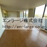  (内装)