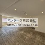  (内装)