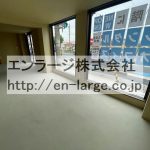  (内装)