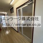 入口 (内装)