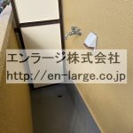 ベランダ　洗濯機置場