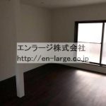  (内装)