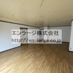  (内装)