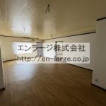  (内装)