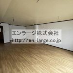  (内装)