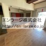  (内装)