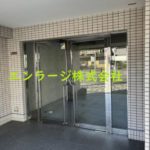 入口 (内装)