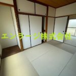  (内装)