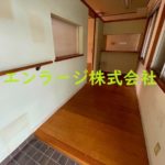  (内装)