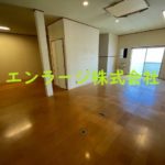  (内装)