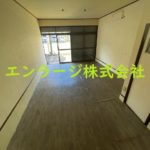  (内装)