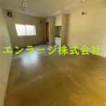  (内装)