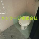 トイレ　1F