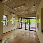  (内装)