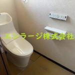 トイレ　1F