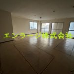  (内装)