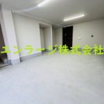  (内装)