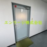 入口 (内装)