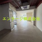  (内装)
